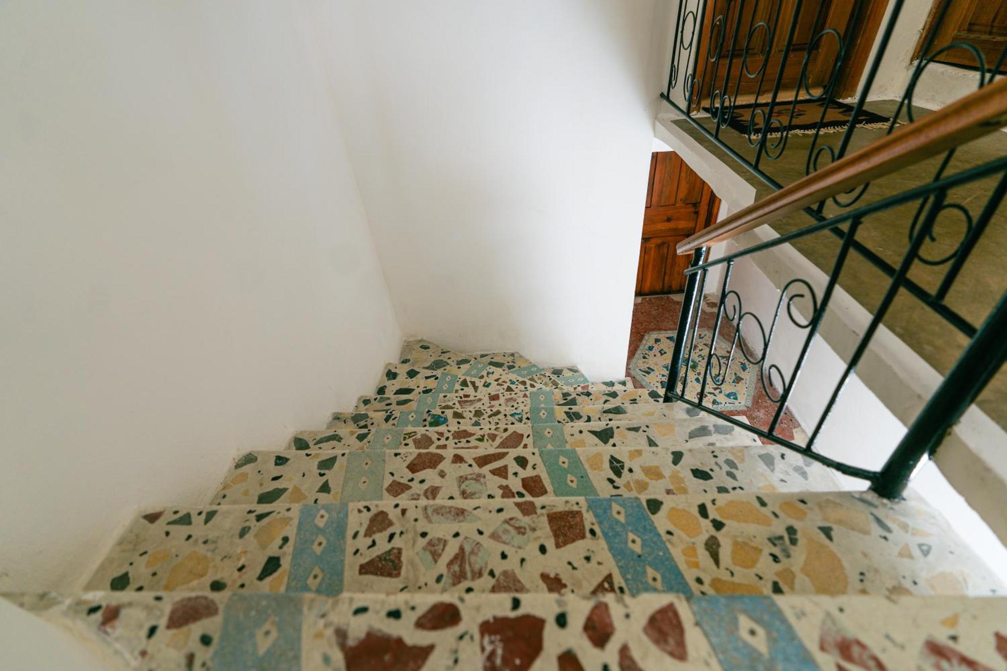 Petrichor Hotell Gjirokastër Exteriör bild